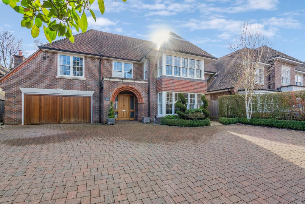 Main image of property: Valley Road, Rickmansworth, WD3