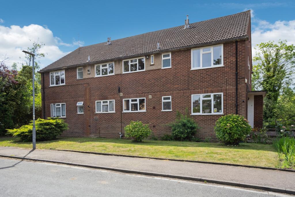 Main image of property: Colne Mead, Mill End, Rickmansworth, WD3