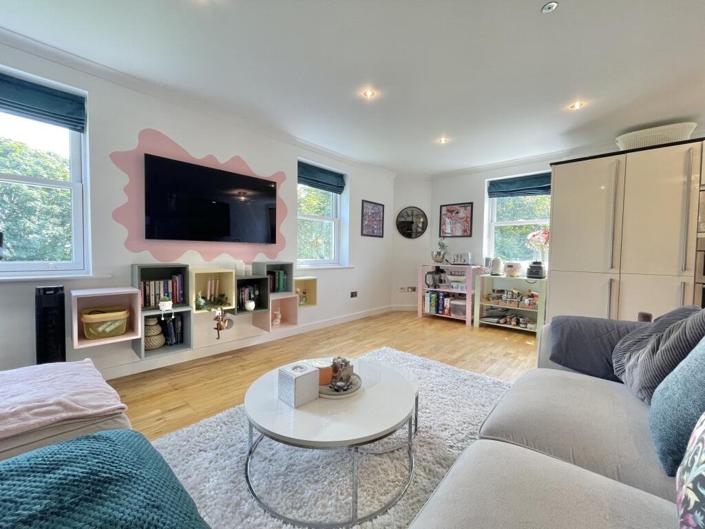 Main image of property: Isleworth Road, St.Thomas, EX4