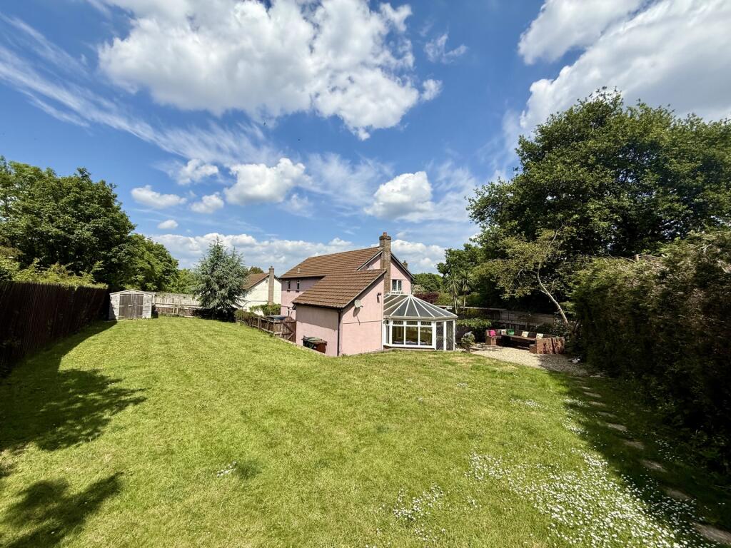 Main image of property: Bate Close, Alphington, EX2