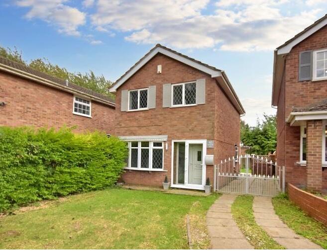 3 bedroom detached house for sale in Padstow Way, Trentham, Stoke On Trent, ST4