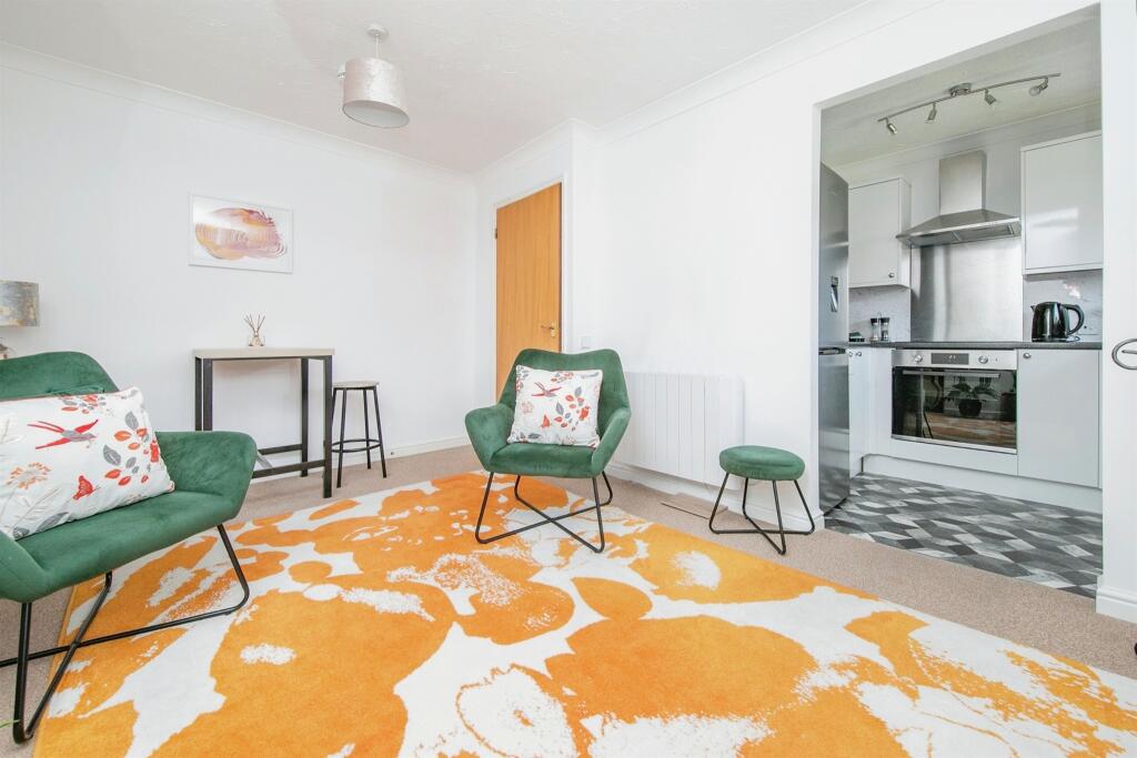 Main image of property: Sunfield Close, Ipswich