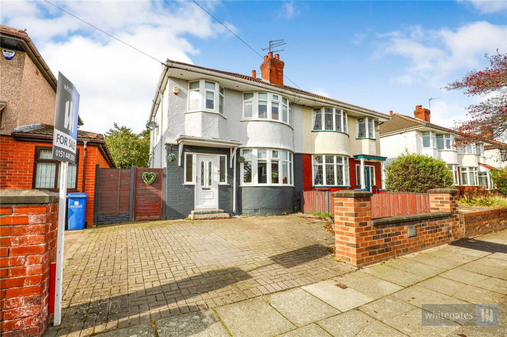 3 bedroom semidetached house for sale in Hawthorn Road, Huyton