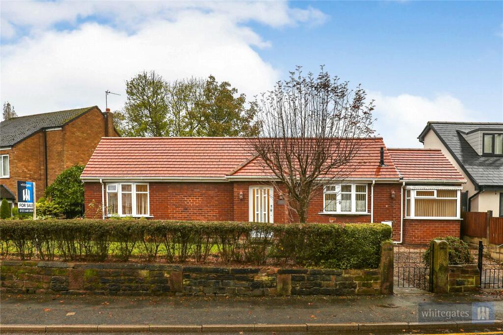 3 bedroom bungalow for sale in Blacklow Brow, Liverpool, Merseyside, L36