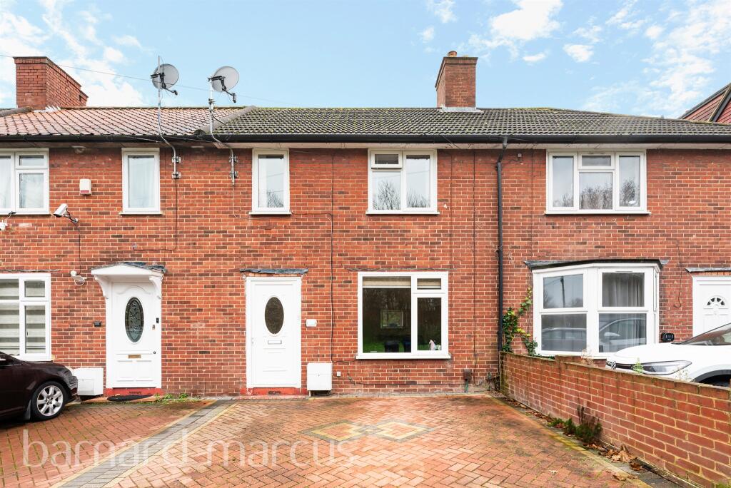 4 bedroom terraced house