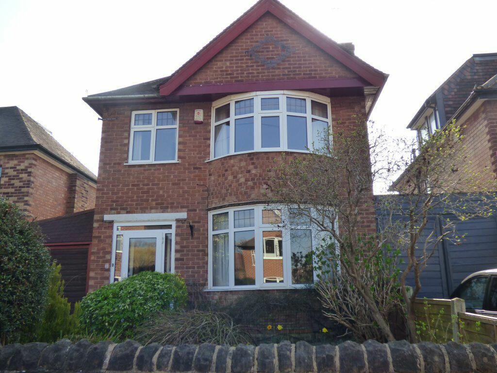 3 bedroom detached house for rent in Stanley Drive, Bramcote. NG9 3JY, NG9