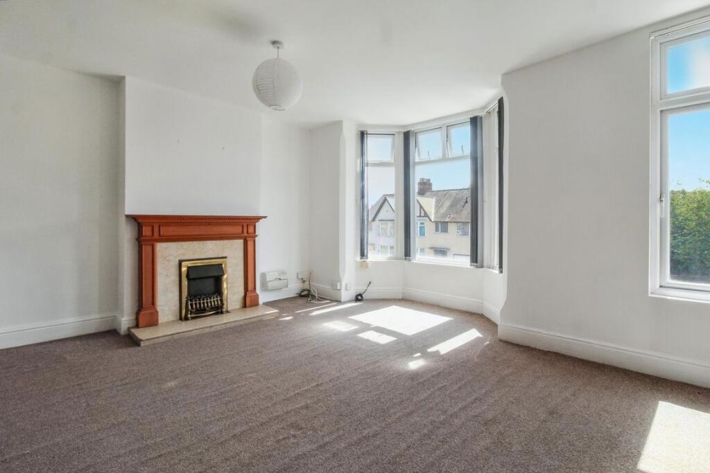Main image of property: Queens Road, Beeston, NG9 2BD
