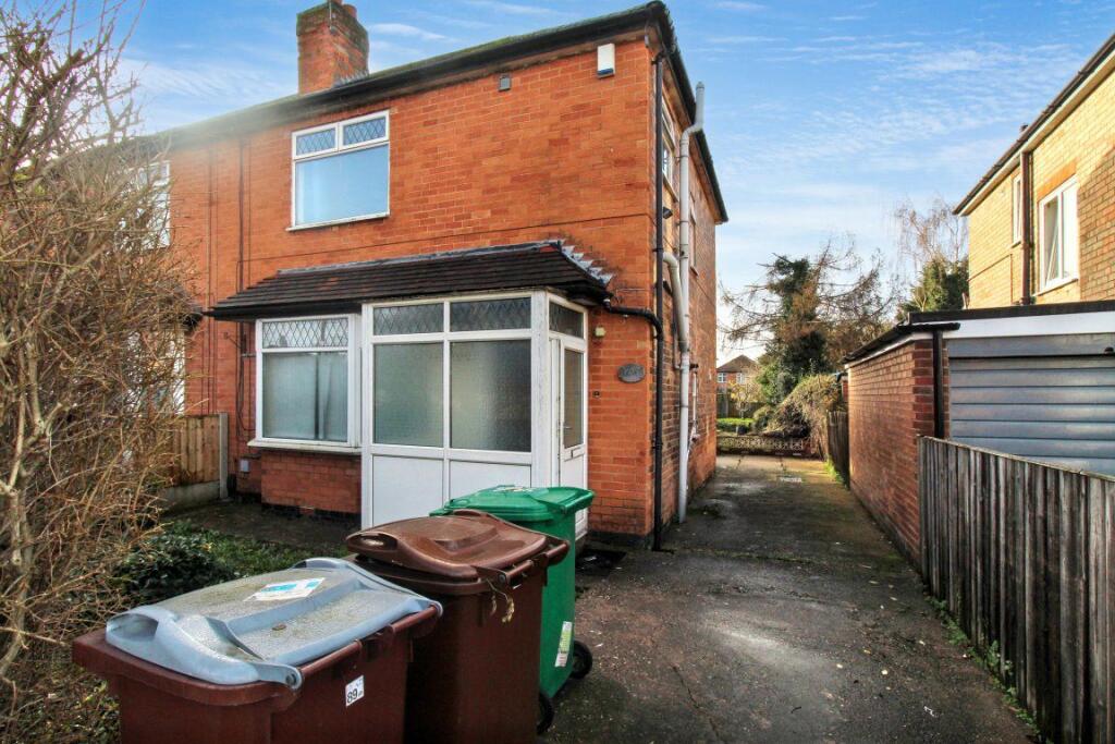 Main image of property: 11 Charlbury Road, Wollaton, NG8 1ND