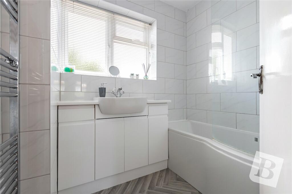 Additional property image - Marks Avenue, Ongar, Essex, CM5