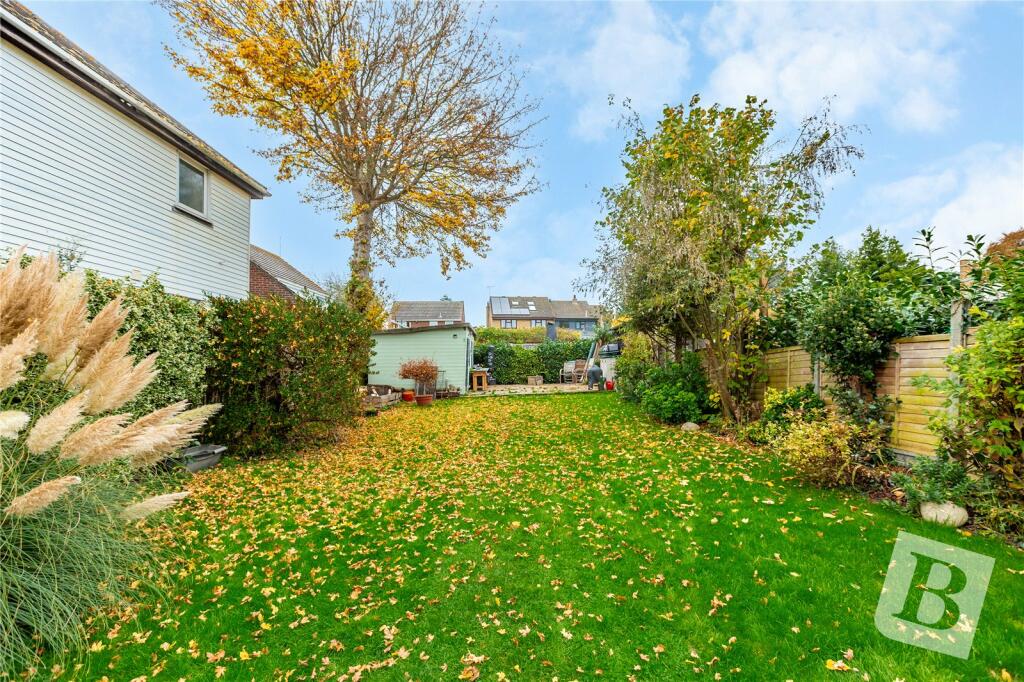 Additional property image - Aukingford Gardens, Ongar, Essex, CM5
