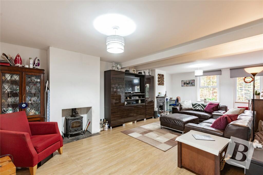 Additional property image - Aukingford Gardens, Ongar, Essex, CM5