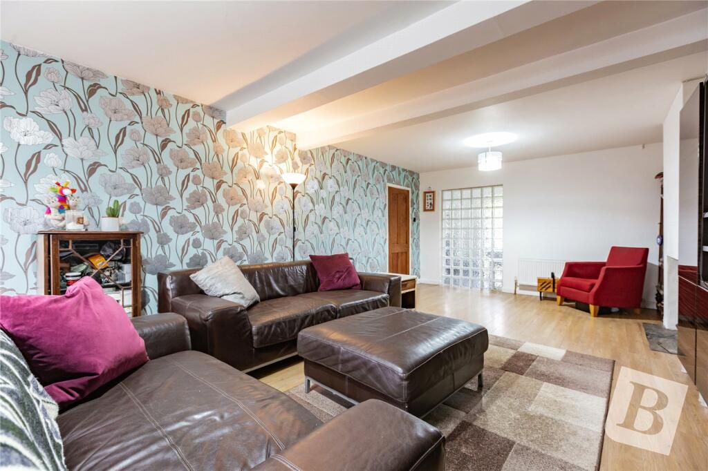 Additional property image - Aukingford Gardens, Ongar, Essex, CM5