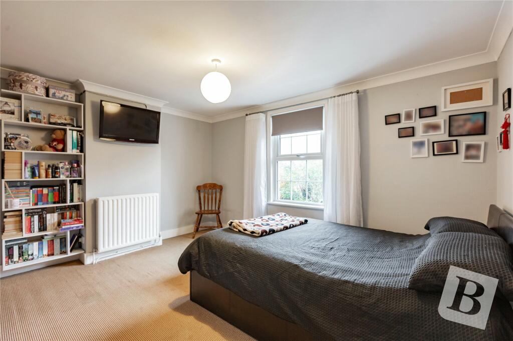 Additional property image - Aukingford Gardens, Ongar, Essex, CM5