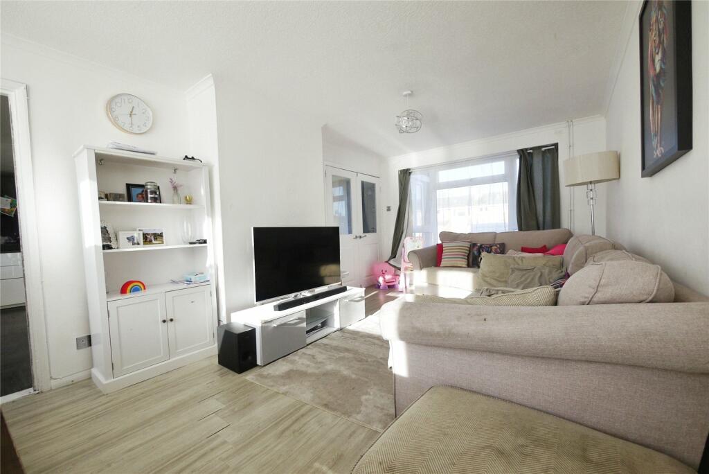 Additional property image - Woodland Way, Ongar, Essex, CM5