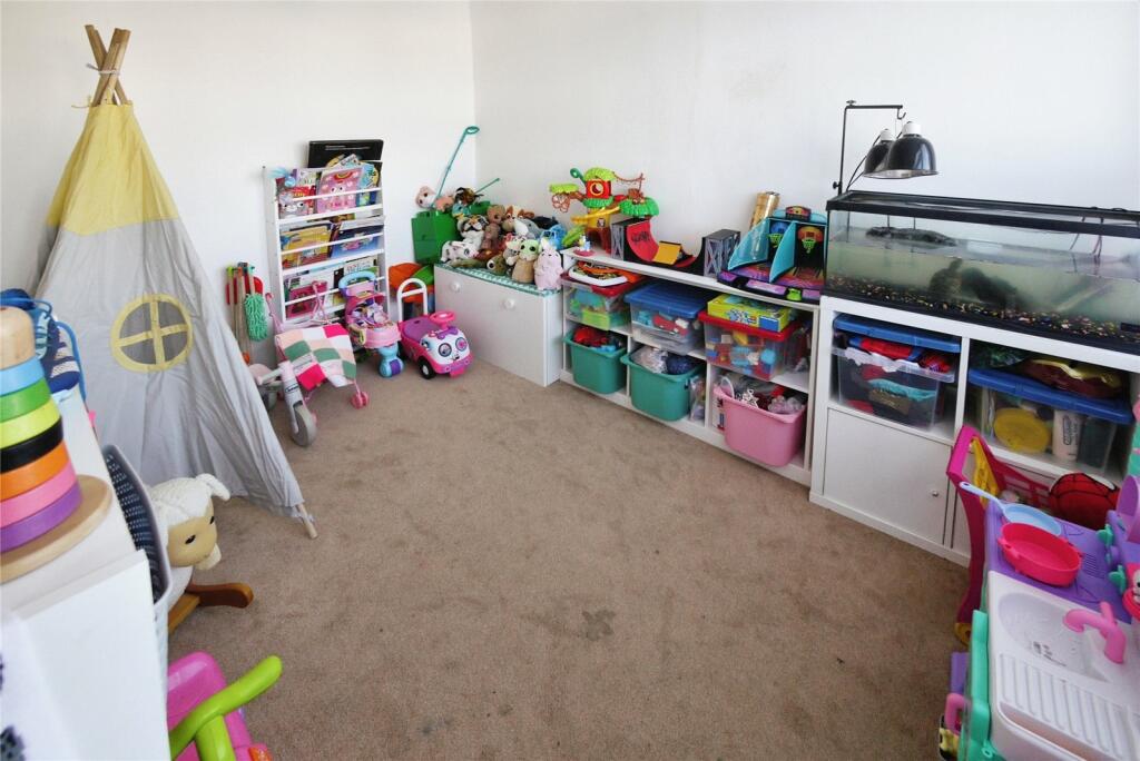 Additional property image - Woodland Way, Ongar, Essex, CM5