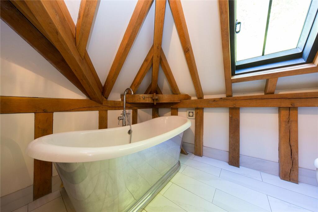 Additional property image - Epping Road, Ongar, Essex, CM5