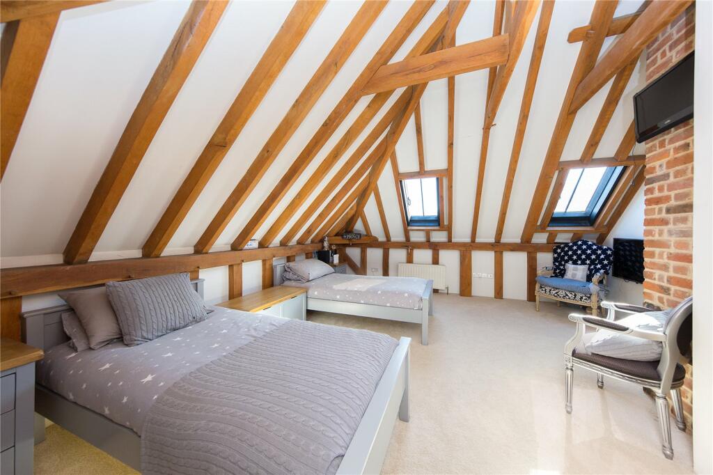 Additional property image - Epping Road, Ongar, Essex, CM5