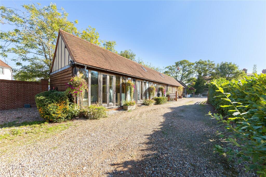 Additional property image - Epping Road, Ongar, Essex, CM5
