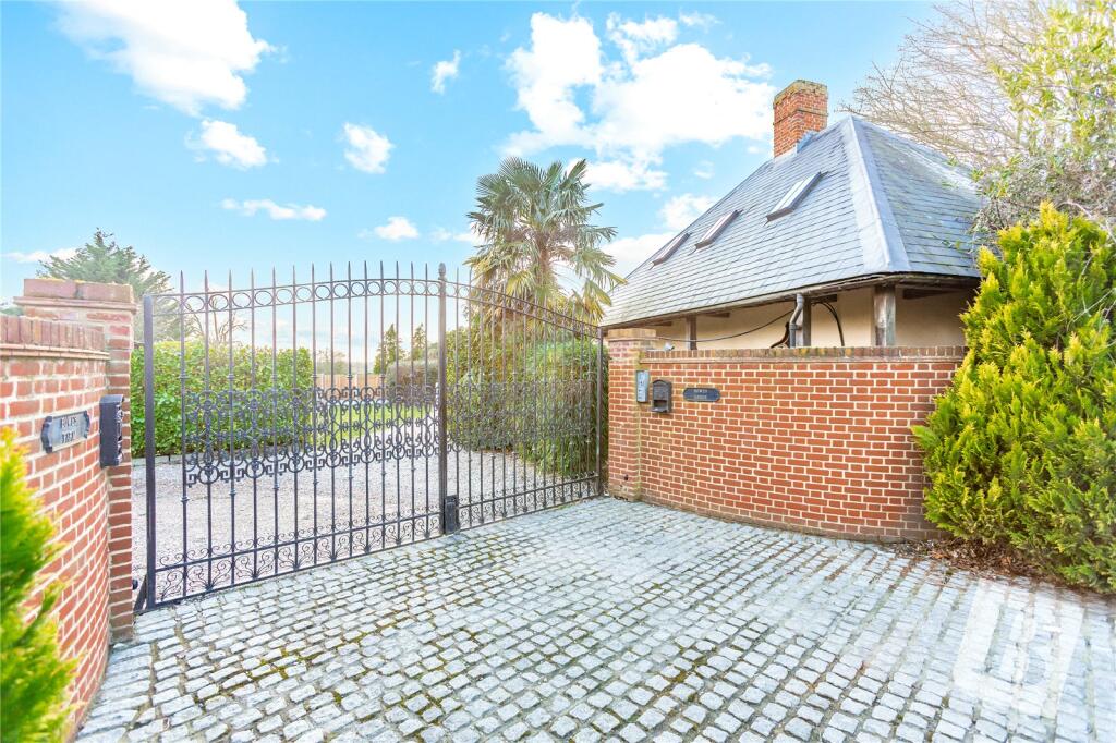 Additional property image - Epping Road, Ongar, Essex, CM5