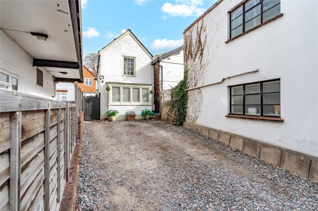 Main image of property: High Street, Ongar, Essex, CM5
