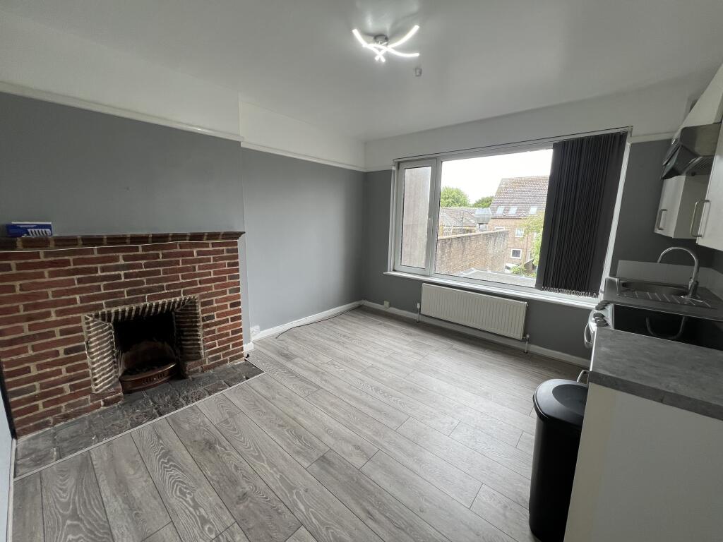 Main image of property: High West Street, DORCHESTER