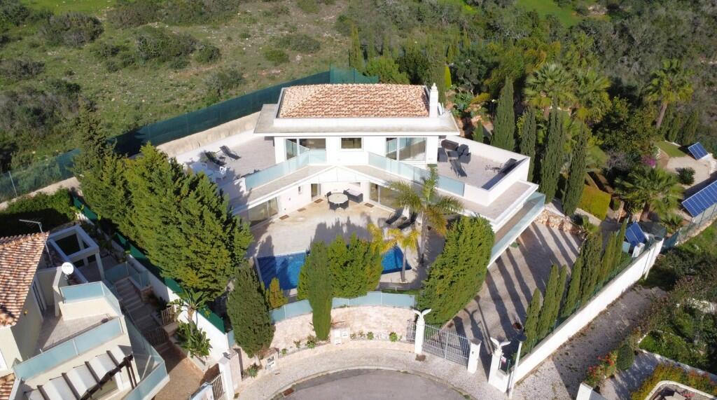 4 bedroom Detached Villa for sale in Albufeira, Algarve