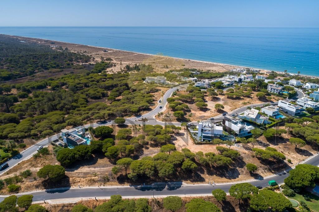 Plot for sale in Vale Do Lobo, Algarve, Portugal