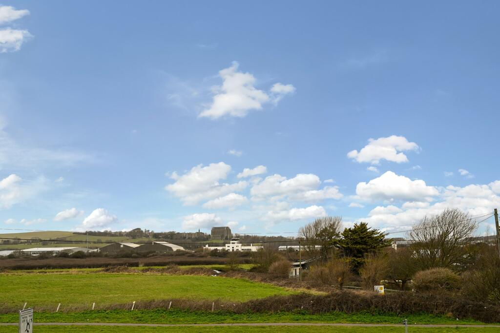 Additional property image - Ormonde Way, Shoreham Beach, West Sussex, BN43
