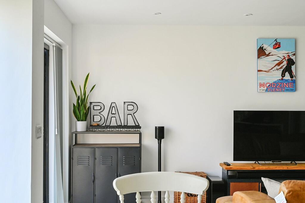 Additional property image - Harbour Way, Shoreham By Sea, West Sussex, BN43