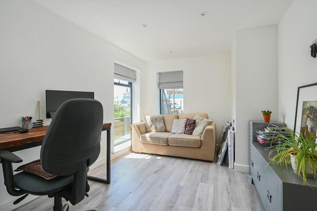 Additional property image - Harbour Way, Shoreham By Sea, West Sussex, BN43
