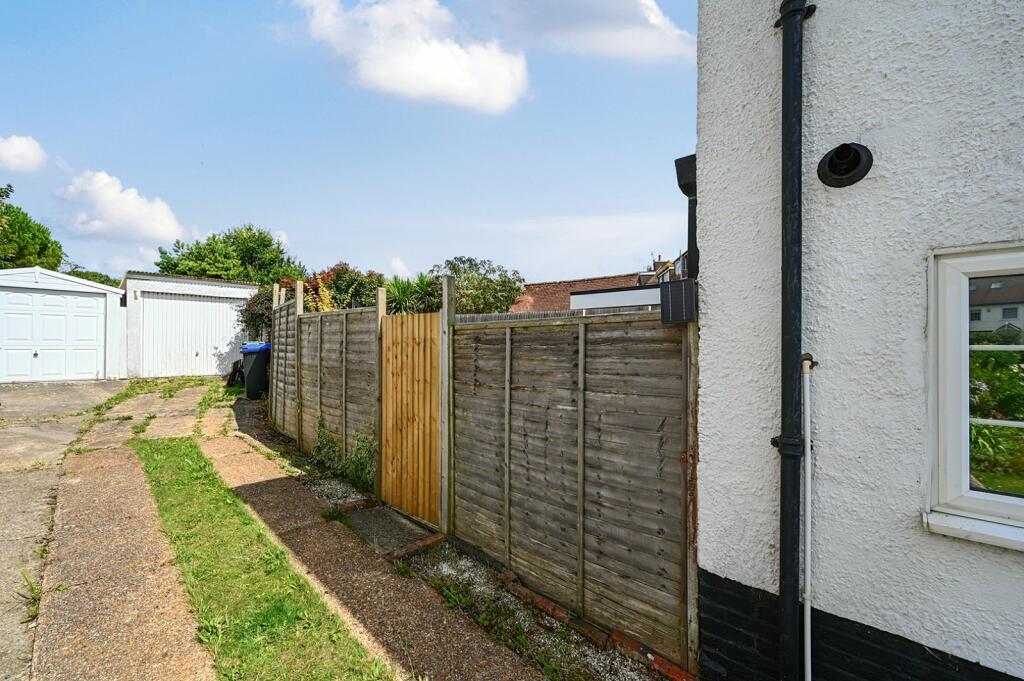 Additional property image - Greenways Crescent, Shoreham By Sea, West Sussex, BN43