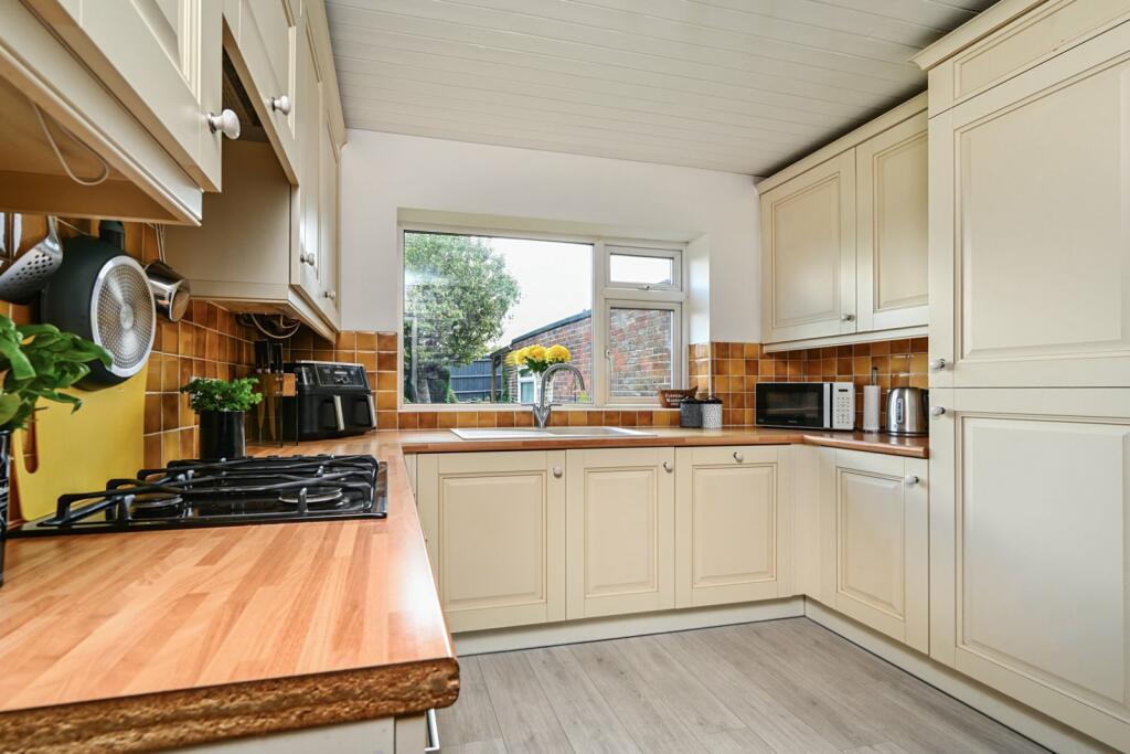 Property image - Lesser Foxholes, Shoreham, West Sussex, BN43