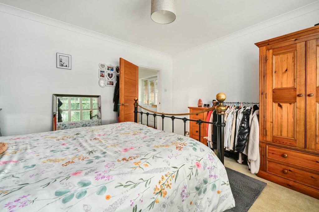 Additional property image - Lesser Foxholes, Shoreham, West Sussex, BN43