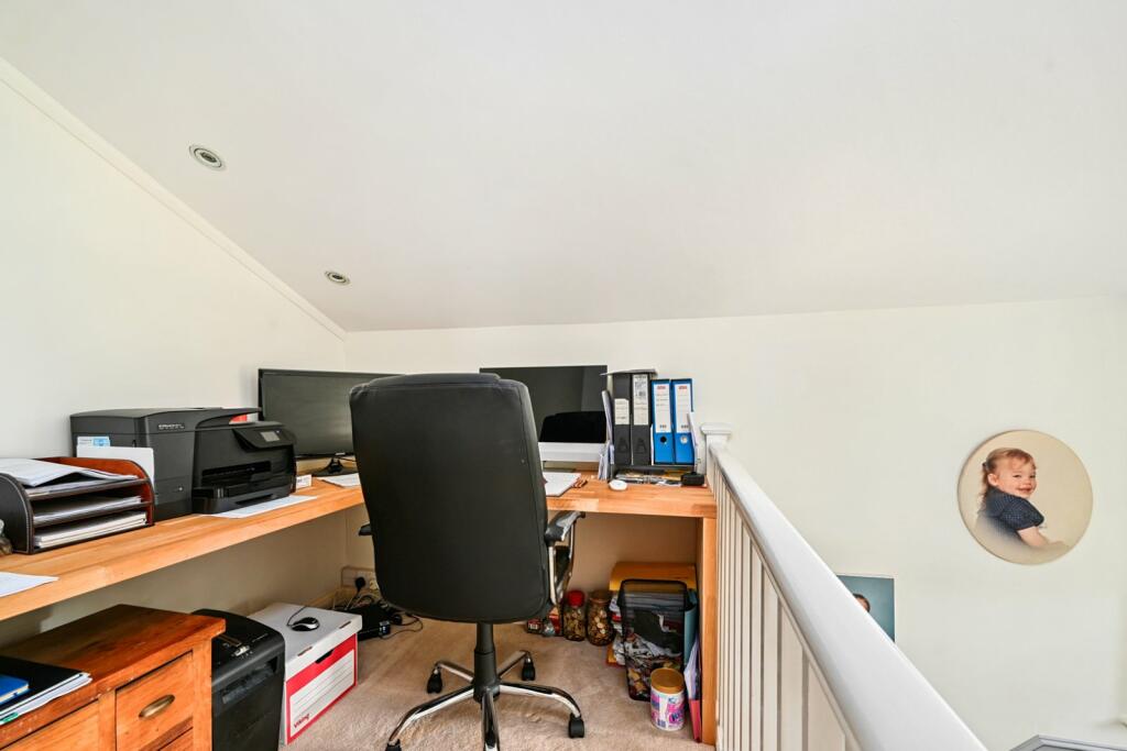 Additional property image - Lesser Foxholes, Shoreham, West Sussex, BN43