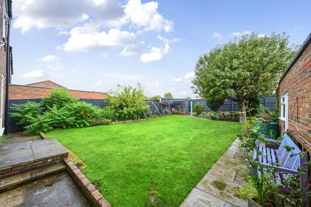 Additional property image - Lesser Foxholes, Shoreham, West Sussex, BN43
