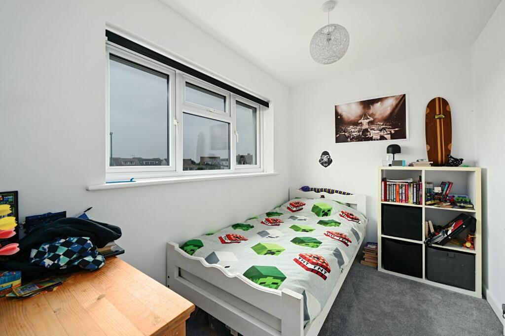 Additional property image - Falcon Close, Shoreham Beach, West Sussex, BN43