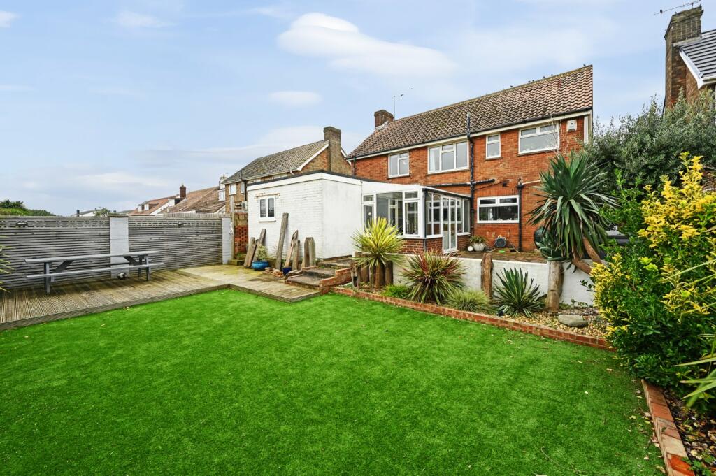 Additional property image - Falcon Close, Shoreham Beach, West Sussex, BN43