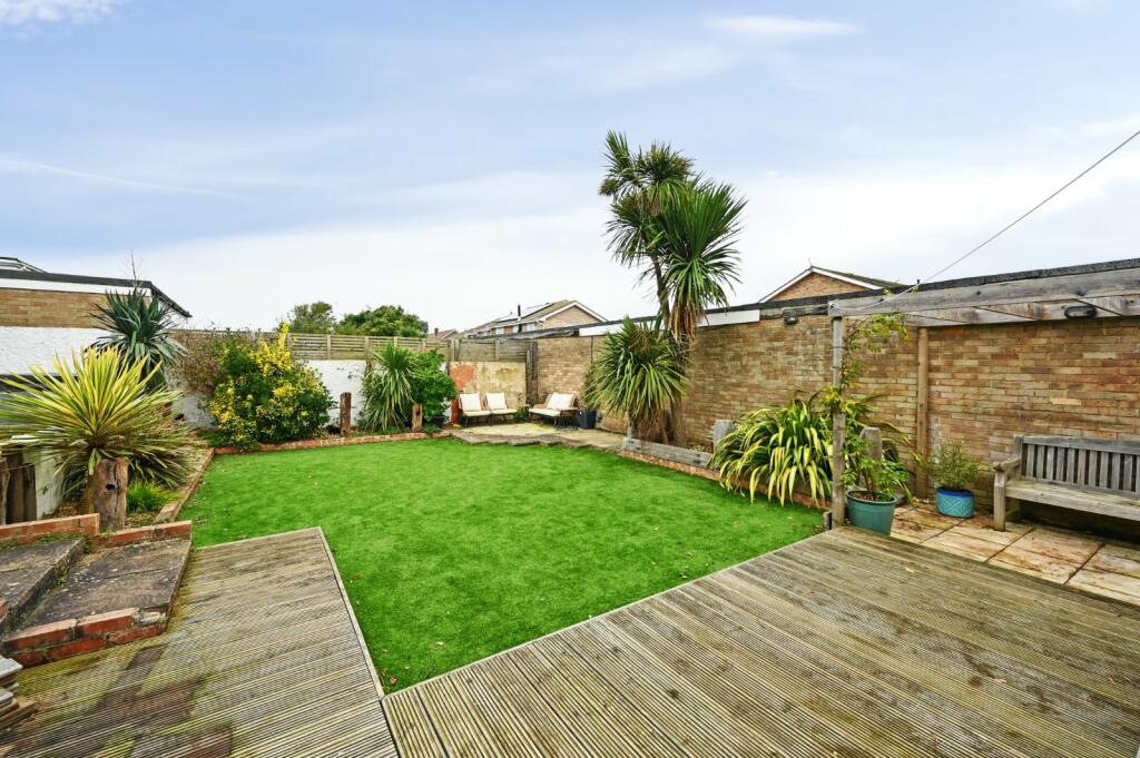 Additional property image - Falcon Close, Shoreham Beach, West Sussex, BN43