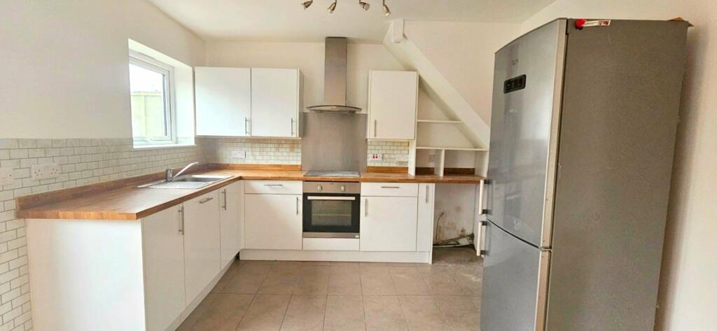 Additional property image - Connaught Avenue, Shoreham By Sea, BN43