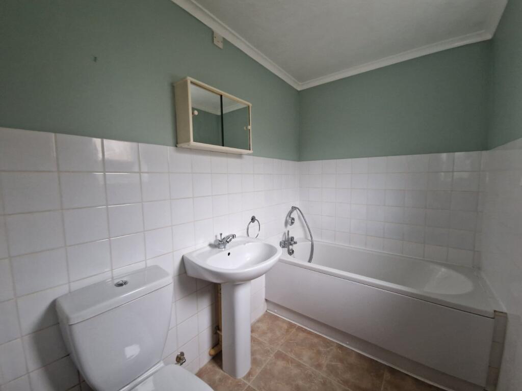 Additional property image - 9 The Willows, Grinstead Lane, Lancing, West Sussex, BN15