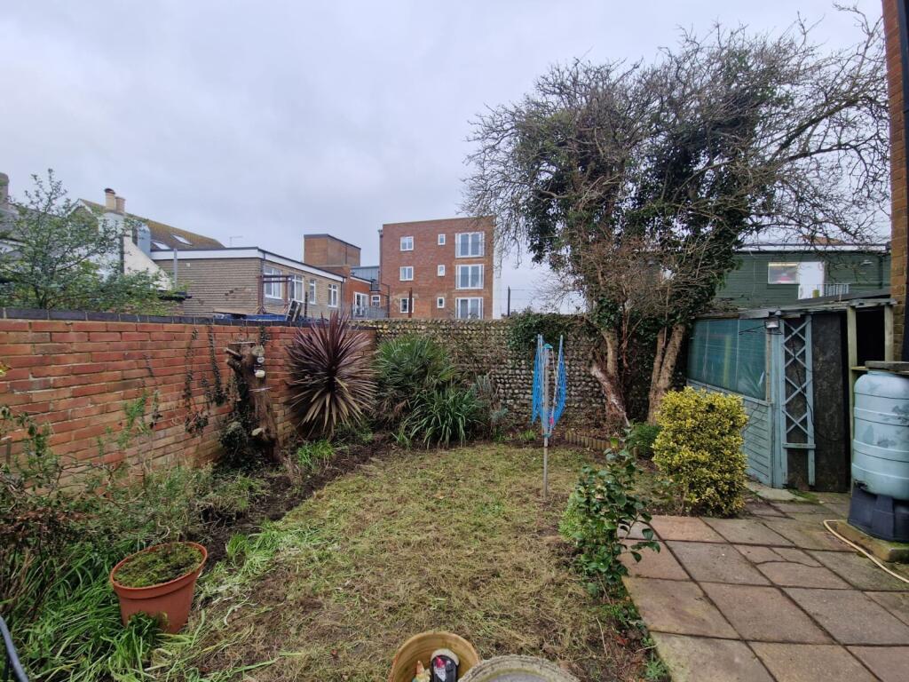 Additional property image - 9 The Willows, Grinstead Lane, Lancing, West Sussex, BN15
