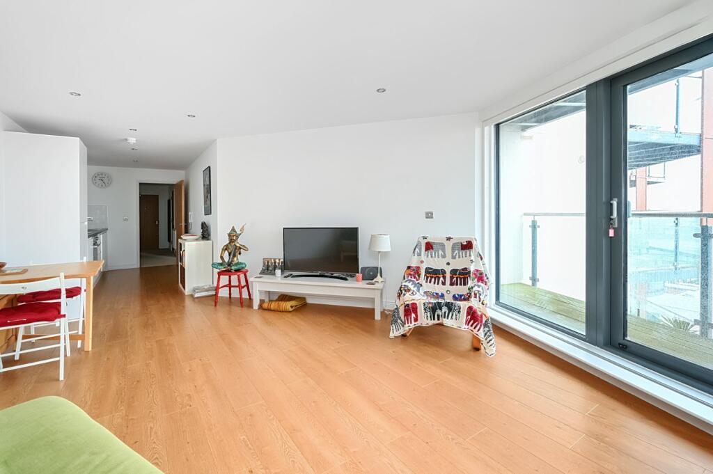 Additional property image - Mariner Point, Brighton Road, Shoreham, BN43