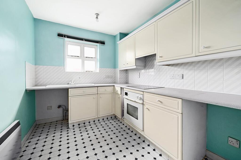 Additional property image - King Charles Place, Emerald Quay, Shoreham, West Sussex, BN43