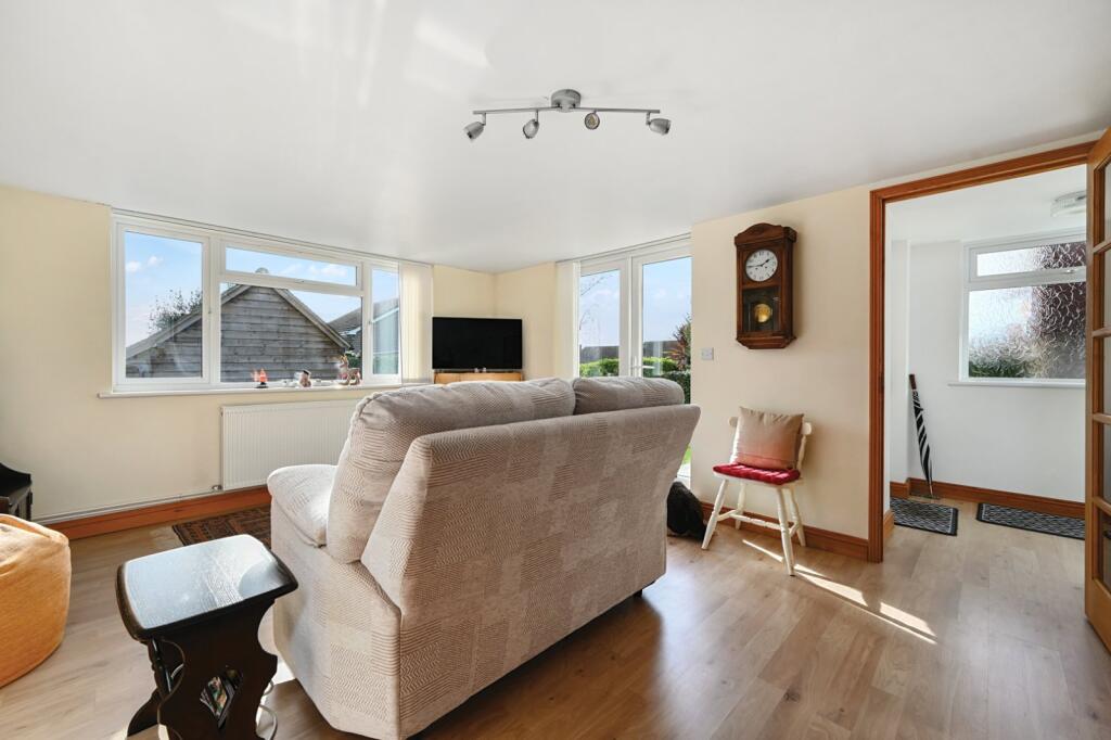 Additional property image - Edburton Gardens, Shoreham By Sea, BN43