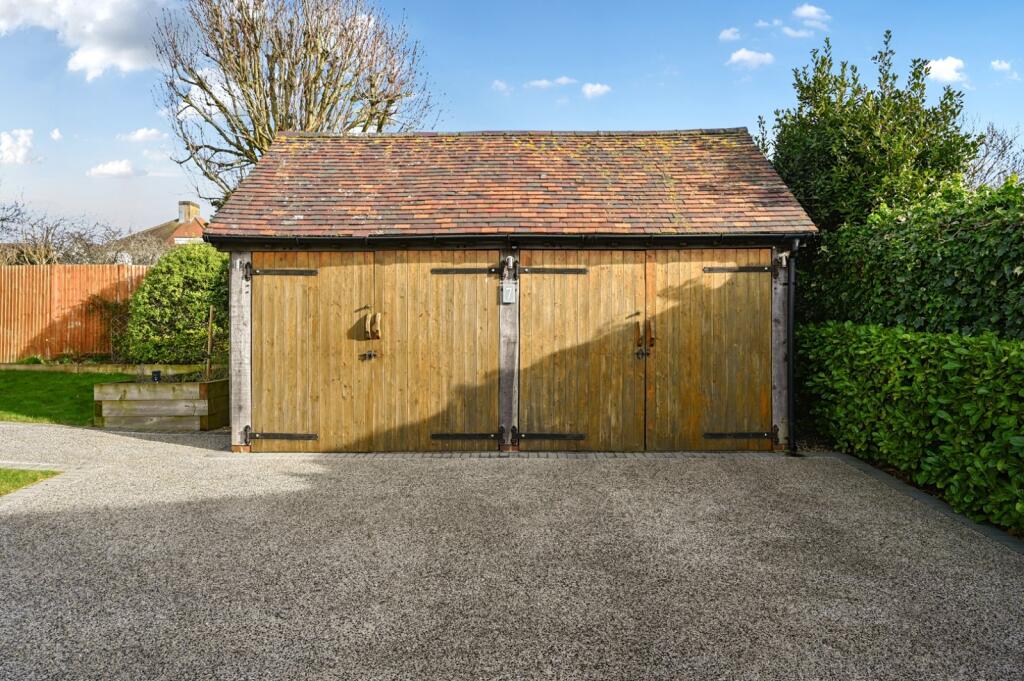 Additional property image - Edburton Gardens, Shoreham By Sea, BN43