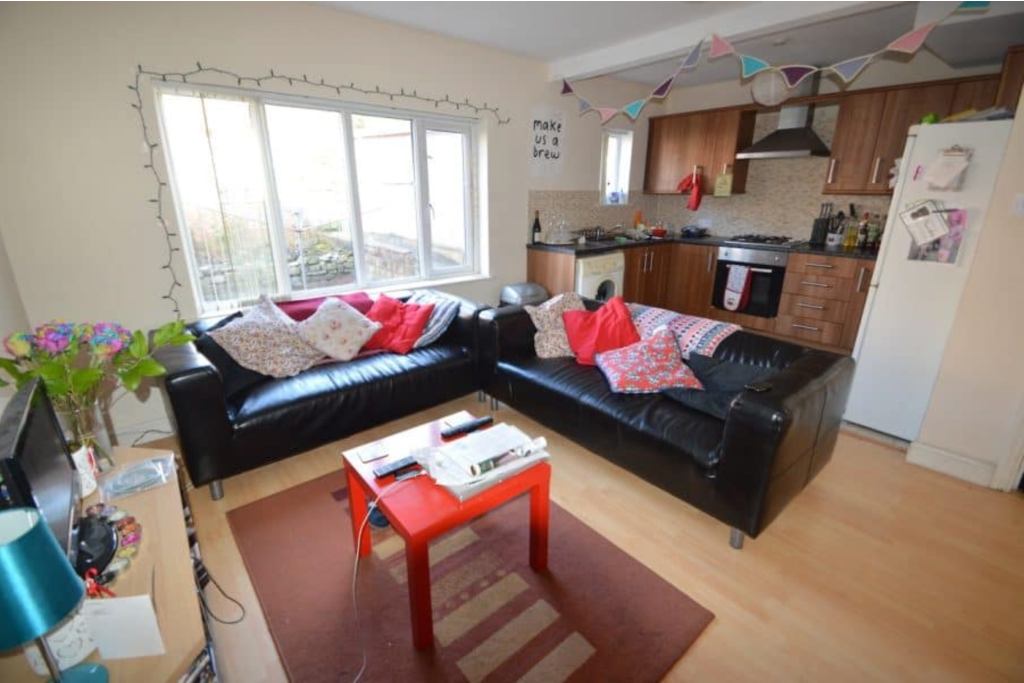 Main image of property: 130 Brudenell Road, Leeds, West Yorkshire, LS6