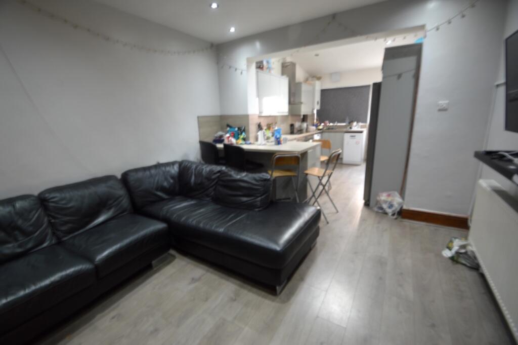Main image of property: Cardigan Road, Leeds, West Yorkshire, LS6