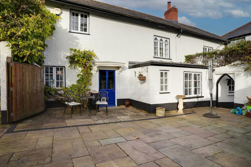 3 bedroom cottage for sale in Courtyard Cottage, Alphington, Exeter, EX2