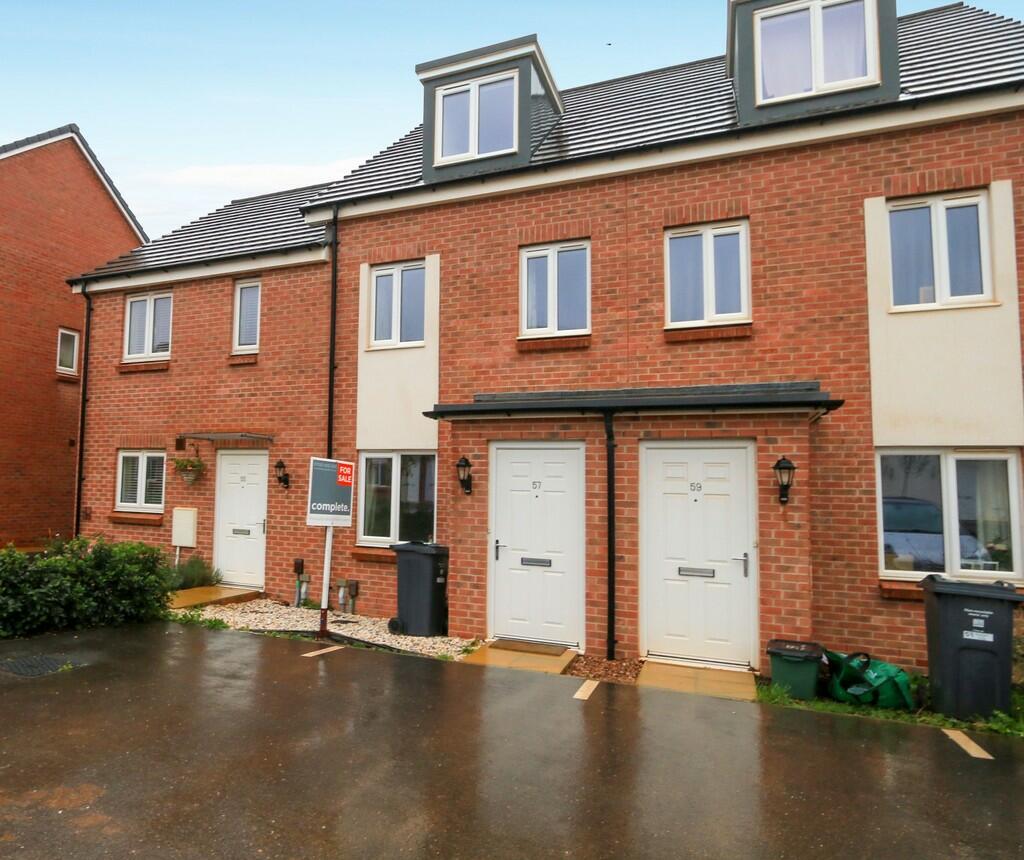 3 bedroom town house for sale in Badger Way, Cranbrook, EX5 7FP, EX5