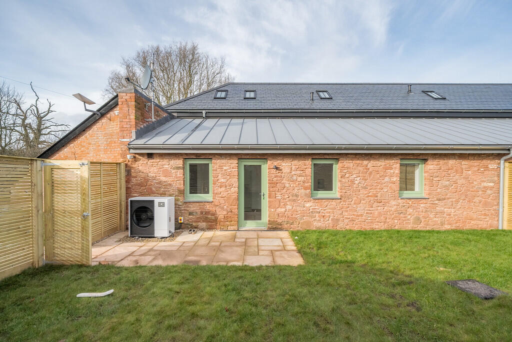 Main image of property: Barn 5 Loxbrook Meadows, Loxbrook Farm, Broadclyst, EX5 3BN